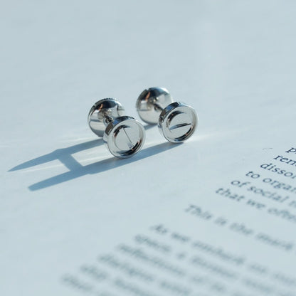 [Moco]LOVE EARRINGS SILVER 10MM