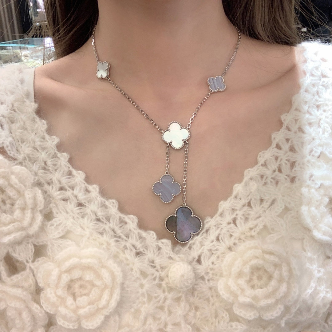 [Moco]CLOVER MOP CHALCEDONY NECKLACE SILVER 6 MOTIF