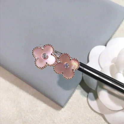 [Moco]CLOVER MEDIUM 1 MOTIFS  PINK MOP DIAMOND EARRINGS