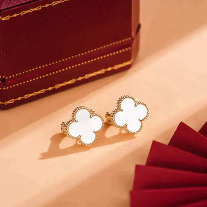 [Moco]CLOVER MEDIUM 1 MOTIFS  WHITE MOP STUD EARRINGS