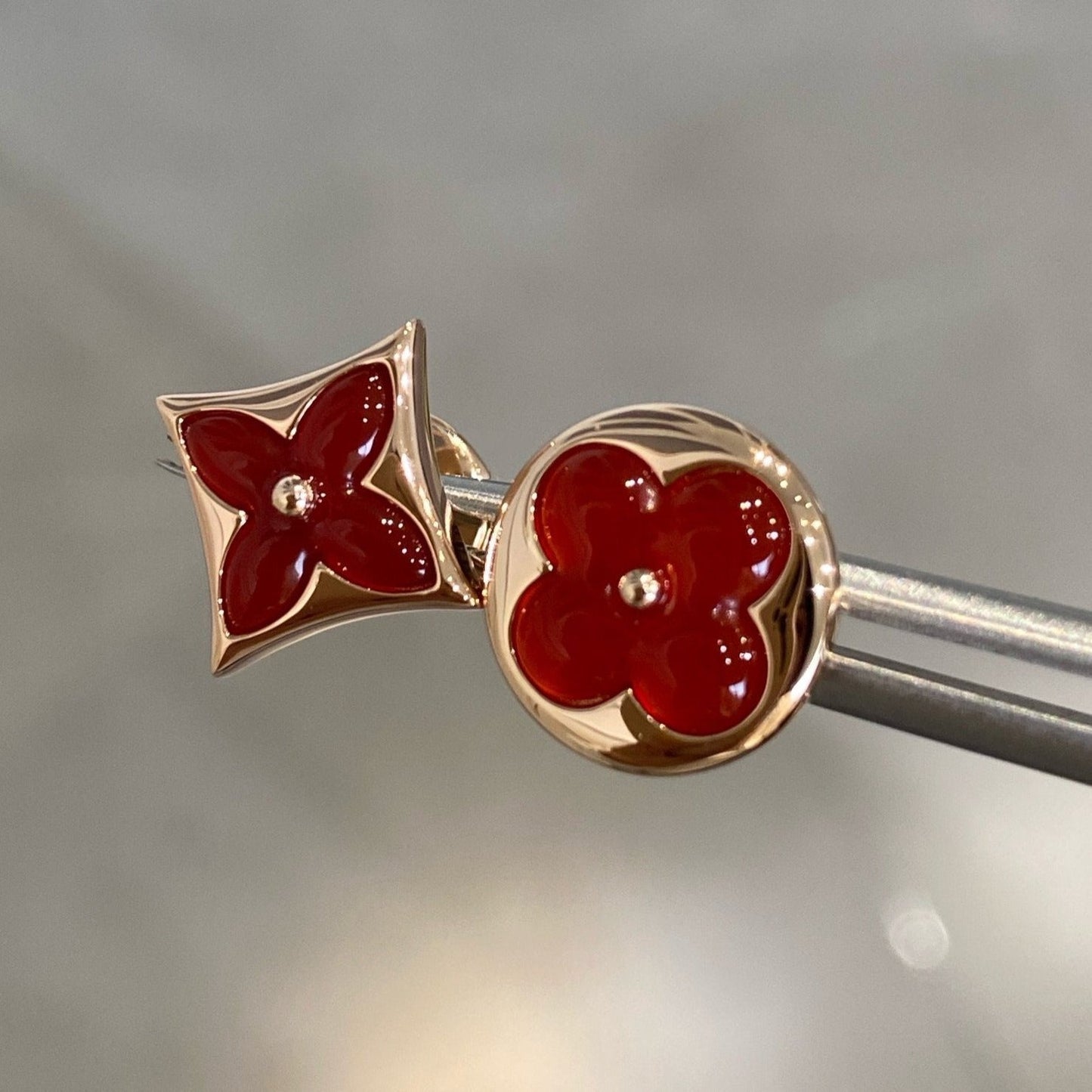 [Moco]STAR AND SUN PINK GOLD CARNELIAN STUD EARRINGS