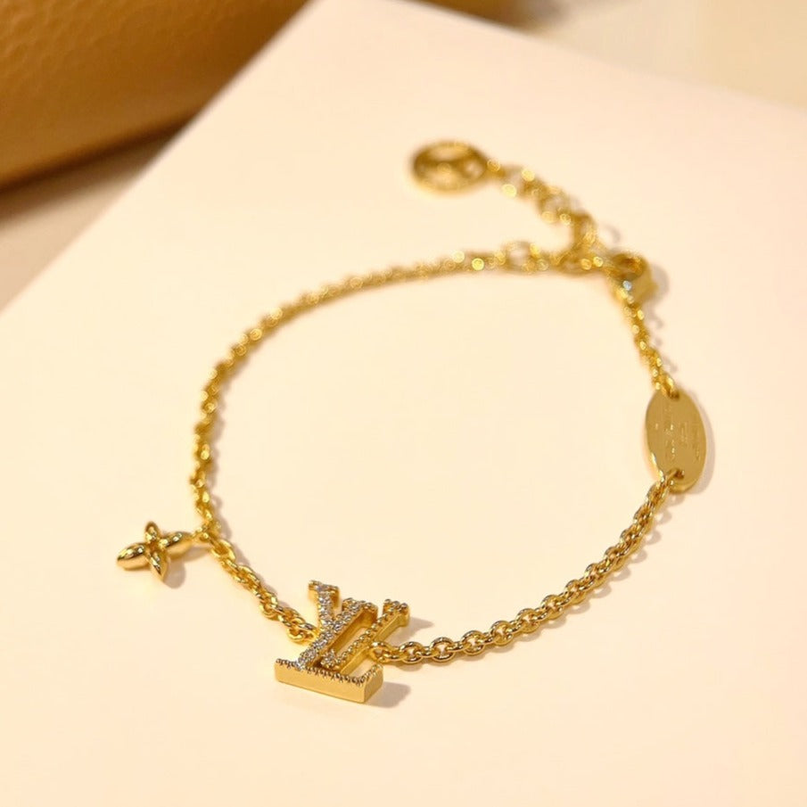 [Moco]LOGO STAR MOTIF GOLD BRACELET