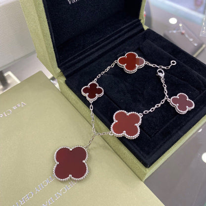 [Moco]CLOVER 5 MOTIFS SIVLER CARNELIAN BRACELET