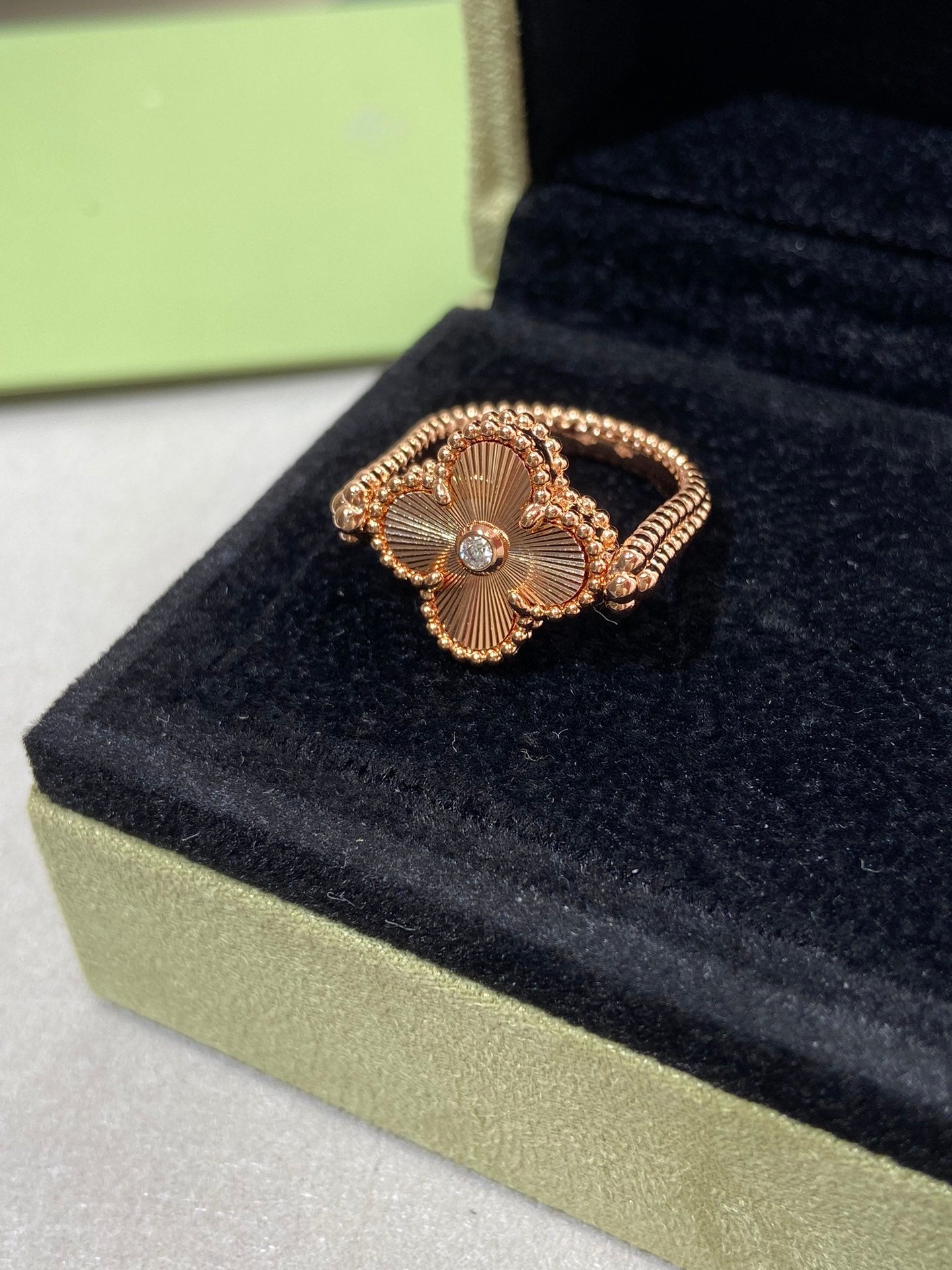 [Moco]CLOVER RIVERSIBLE ROSE GOLD RING