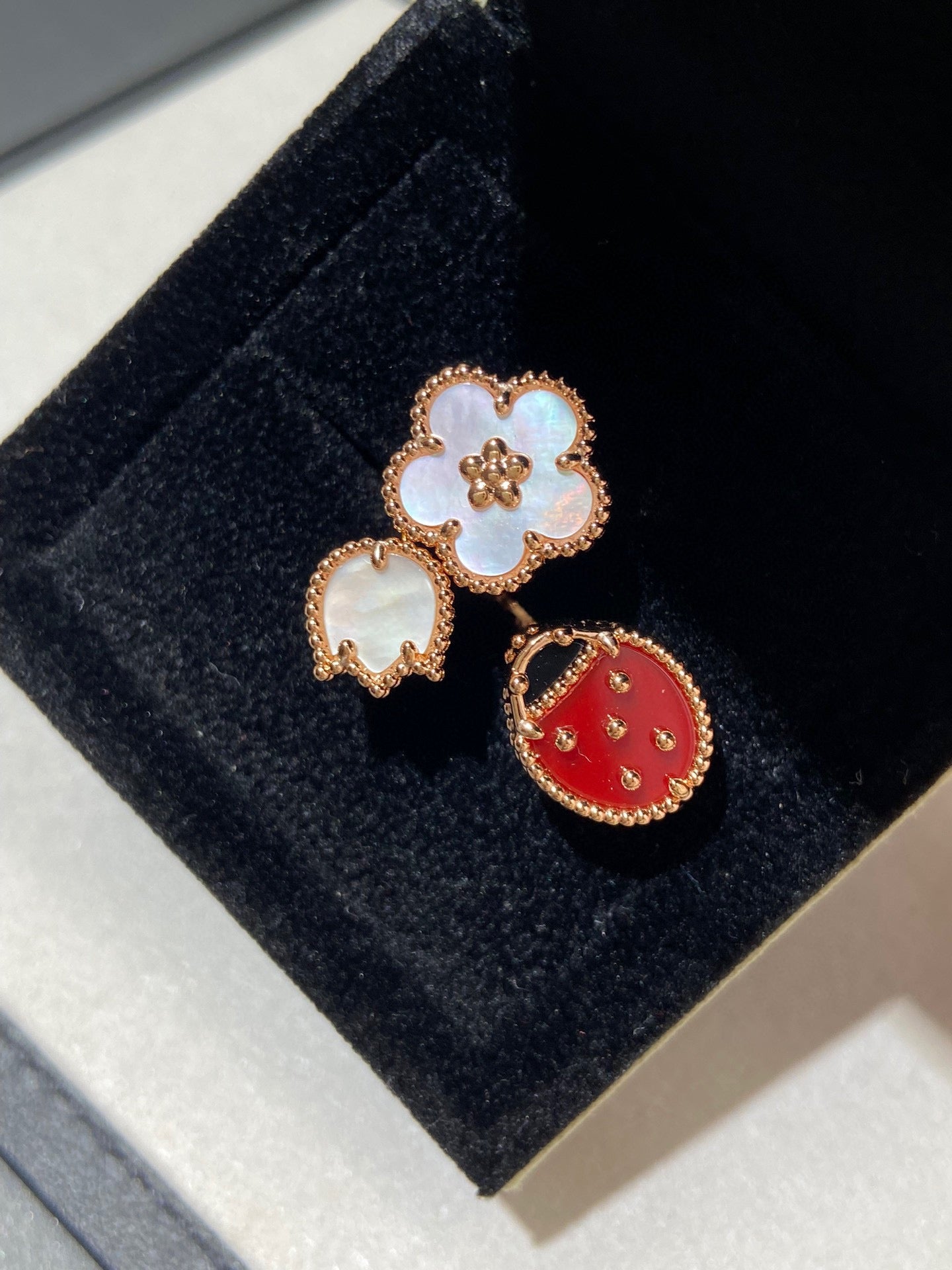 [Moco]LUCKY 3 MOTIF ROSE GOLD RING