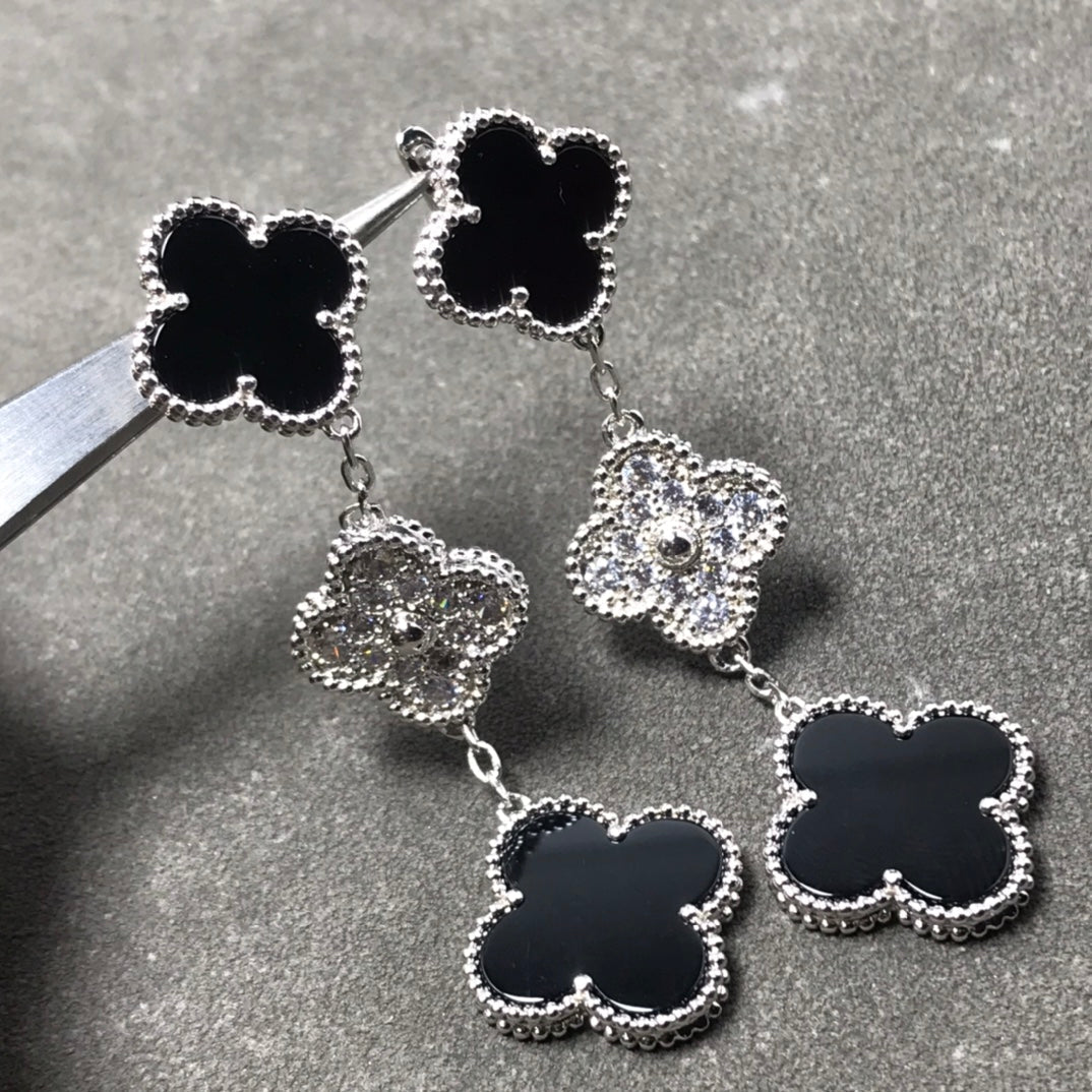 [Moco]CLOVER 3 MOTIF DIAMOND ONYX SILVER EARRINGS