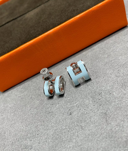 [Moco]POP H SKY BLUE STUD EARRINGS