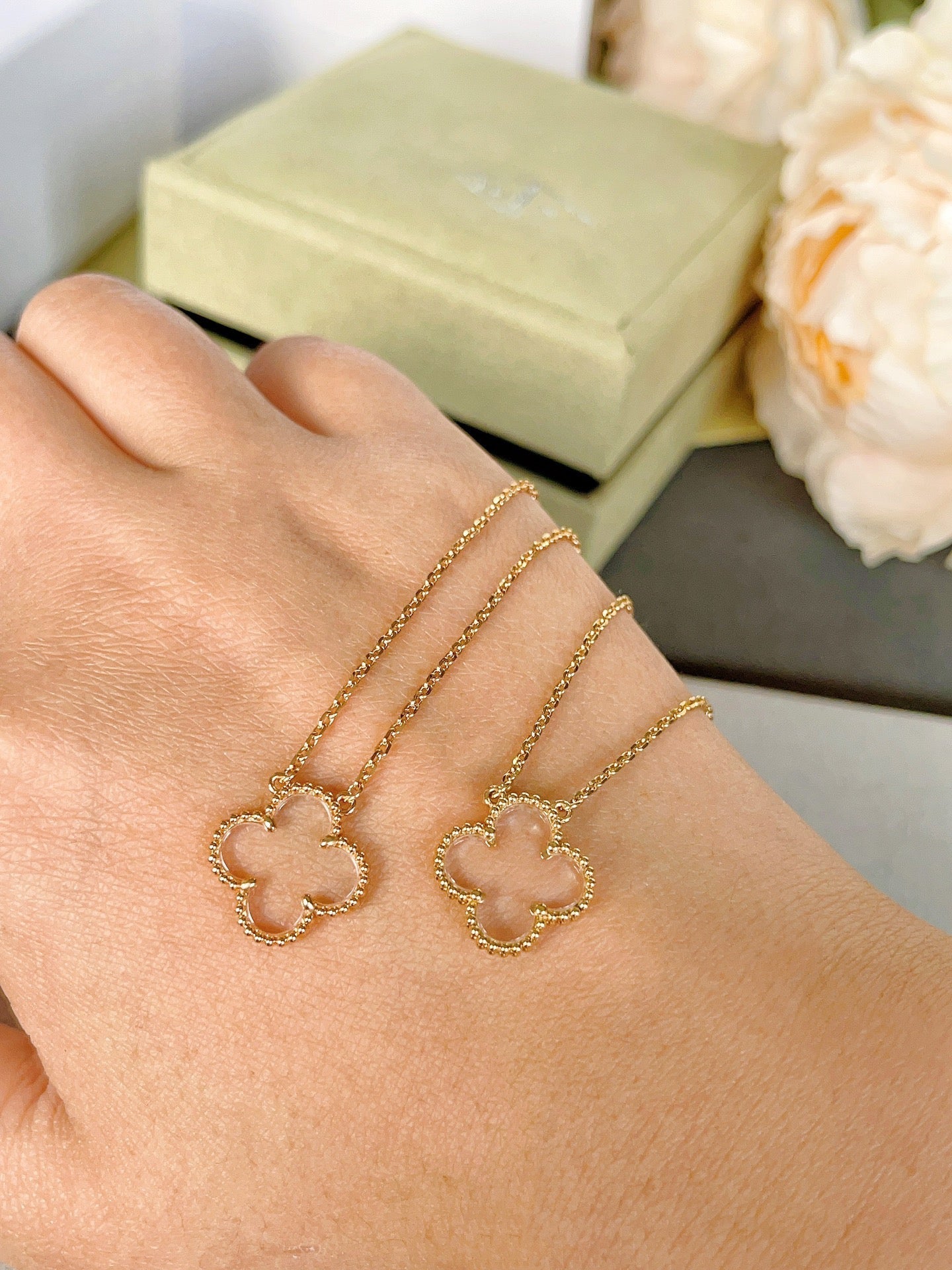 [Moco]CLOVER ROCK CRYSTAL ROSE GOLD NECKLACE