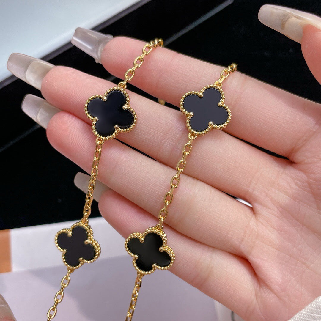 [ROYAL]CLOVERS THE 10-MOTIFS ONYX NECKLACE