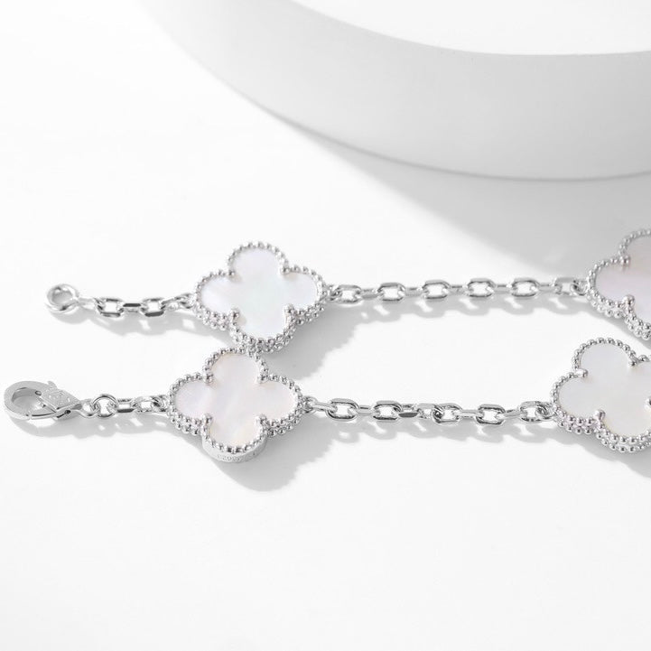 [ROYAL]CLOVERS THE 10-MOTIFS WHITE MOTHER OF PEARL NECKLACE