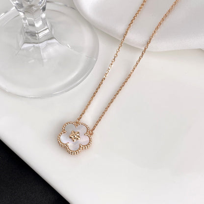 [Moco]LUCKY  WHITE MOP  PLUM BLOSSOM NECKLACE