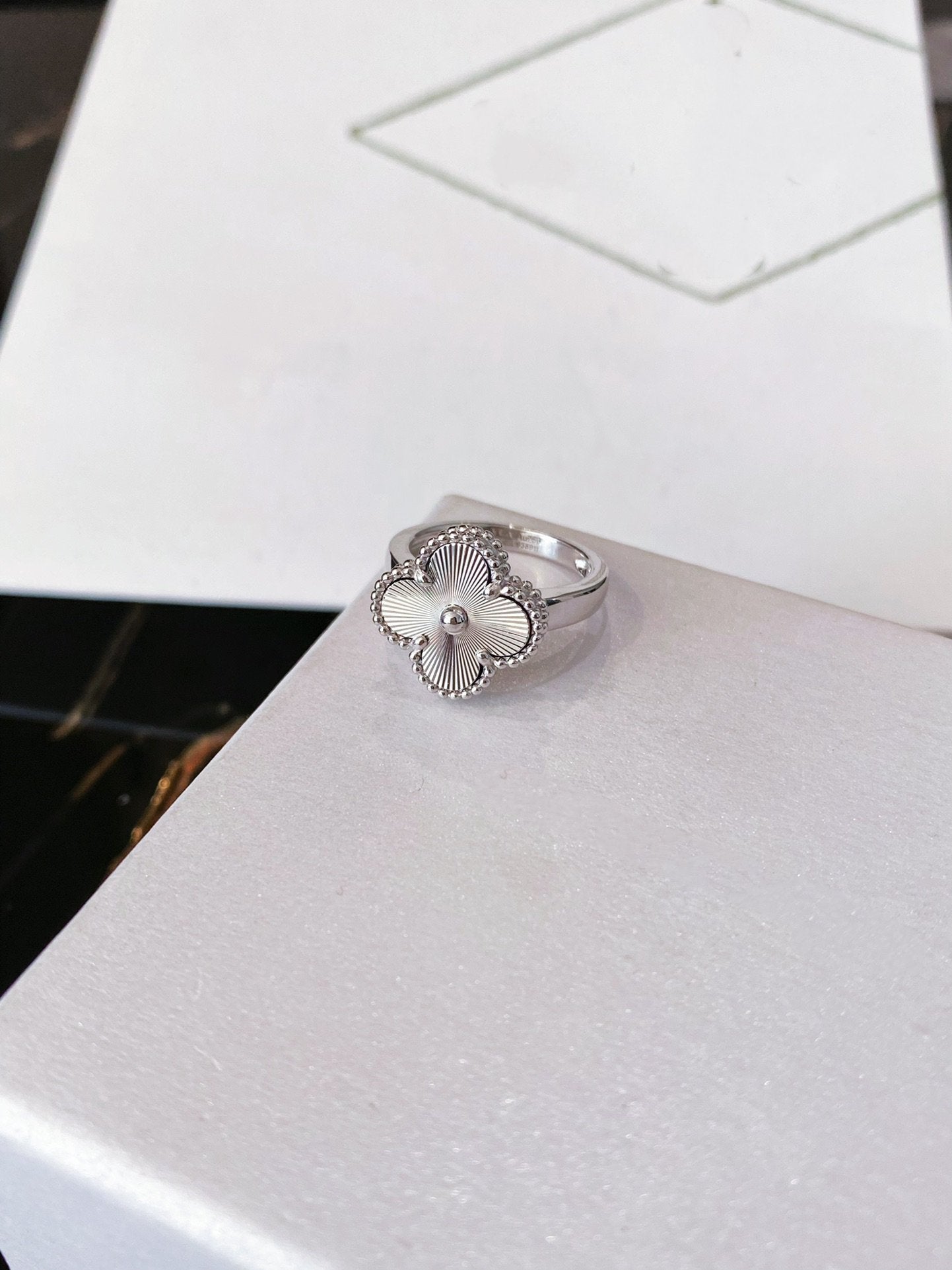 [Moco]CLOVER SILVER RING