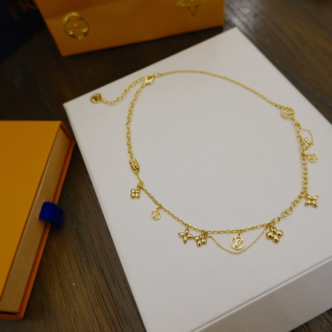 [Moco]BLOOMING SUPPLE NECKLACE BRASS