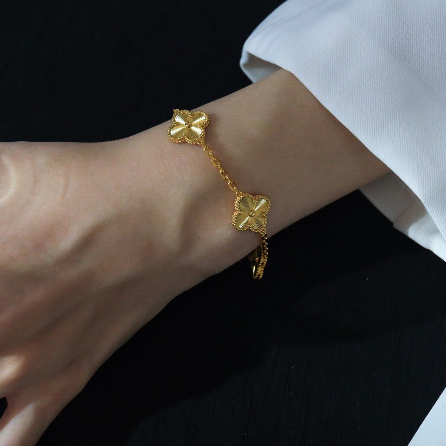 [Moco]CLOVER 5 FLOWERS LASER BRACELET