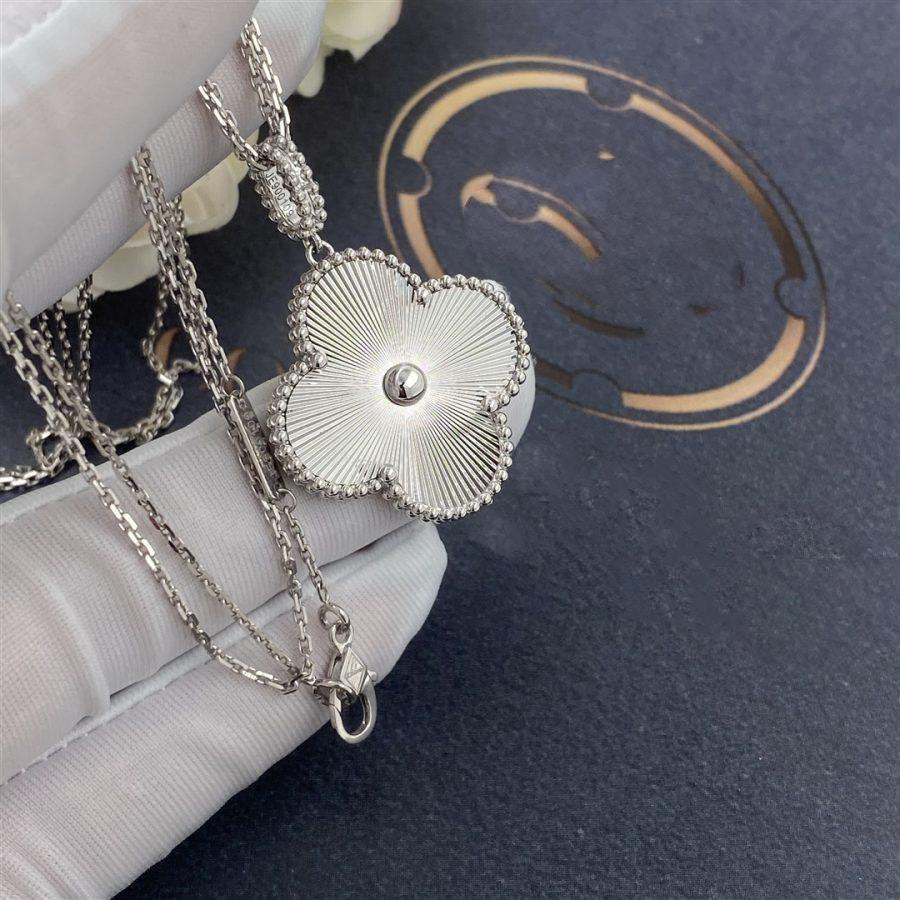 [Moco]CLOVER 25MM SILVER BIG CLOVER NECKLACE