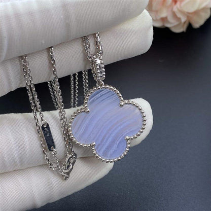 [Moco]CLOVER SILVER CHALCEDONY BIG CLOVER NECKLACE